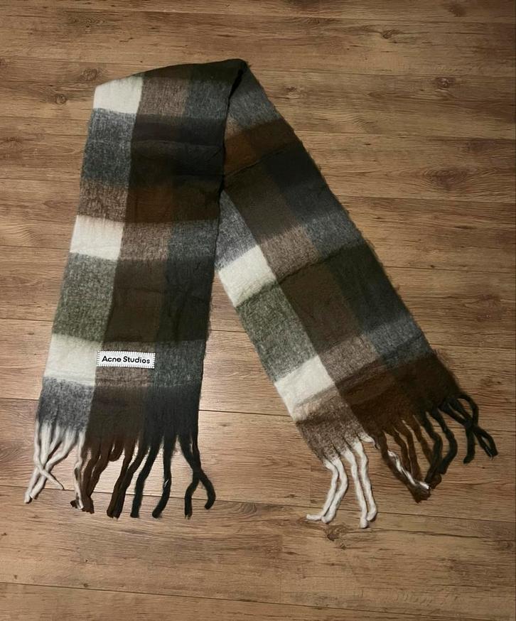 Acne Studios Sjaal, Kleding | Heren, Mutsen, Sjaals en Handschoenen, Zo goed als nieuw, Sjaal, Verzenden