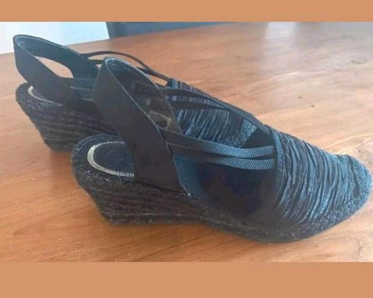 Zwarte stoffen sleehak espadrilles van Vidoretta 38, Kleding | Dames, Schoenen, Zo goed als nieuw, Espadrilles of Moccasins, Zwart
