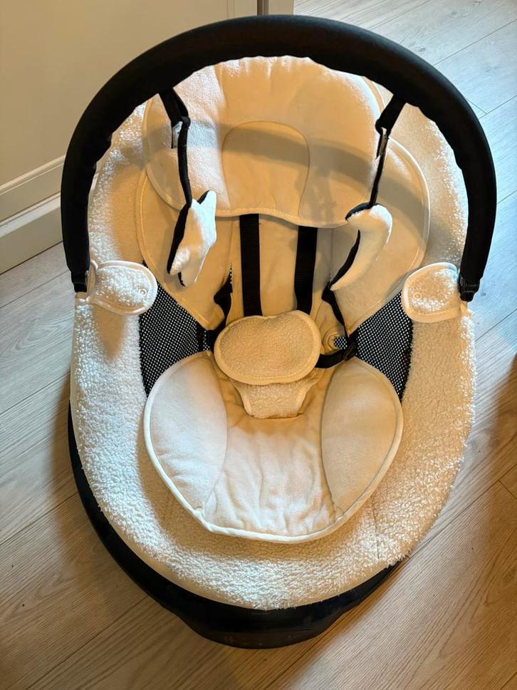 Luvion baby swing, Kinderen en Baby's, Wipstoeltjes, Zo goed als nieuw, Ophalen