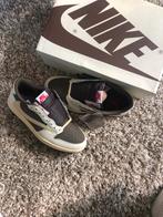 Jordan 1 Travis Scott Low, Kleding | Heren, Schoenen, Ophalen of Verzenden, Zo goed als nieuw, Bruin, Sneakers of Gympen