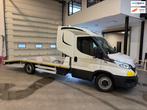 Iveco Daily 35S18H 3.0 410 AUTOMAAT SLAAPCABINE AUTOTRANSPOR, Auto's, Bestelauto's, Gebruikt, Euro 6, 4 cilinders, Iveco