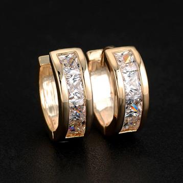 Gouden bergkristal oorbellen (vrouwen dames kristal ronde) beschikbaar voor biedingen