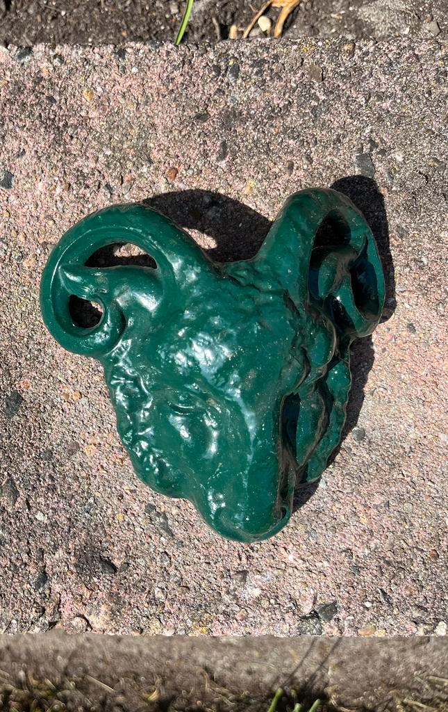 Gietijzeren ramshoofd – decoratief ornament, Tuin en Terras, Tuinwanddecoratie, Gebruikt, Ophalen
