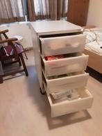 4  ladenkast op wielen goed voor de slaapkamer., Huis en Inrichting, Ophalen, 50 tot 100 cm, Zo goed als nieuw, 3 of 4 laden