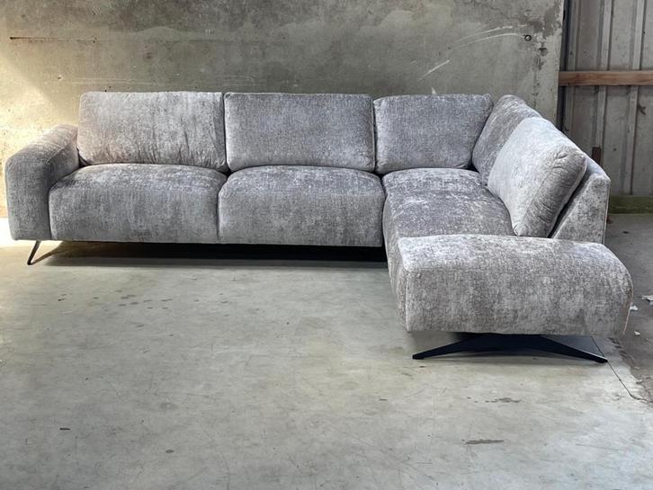 !!LEEGVERKOOP!! Hoekbank velours stof / sleepoot NIEUW, Huis en Inrichting, Banken | Bankstellen, Nieuw
