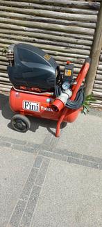 Compressor 10 bar 24 liter krachtstroom, Doe-het-zelf en Verbouw, Compressors, Minder dan 25 liter, Ophalen, Gebruikt