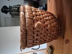 Rotan mand met deksel, Huis en Inrichting, Woonaccessoires | Schalen en Manden, Ophalen, Gebruikt, Rond, Riet