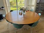 Ronde design Vitra eettafel (210 cm) met 8 design stoelen, Huis en Inrichting, Tafels | Eettafels, 200 cm of meer, 200 cm of meer