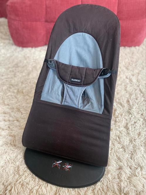 Wipstoel | baby bjorn | babystoel | zwart grijs, Kinderen en Baby's, Wipstoeltjes, Zo goed als nieuw, Wipstoel, Overige merken