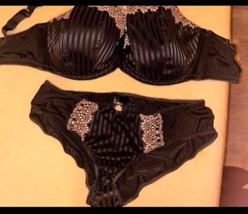 Hunkemöller setje 85H en L beschikbaar voor biedingen