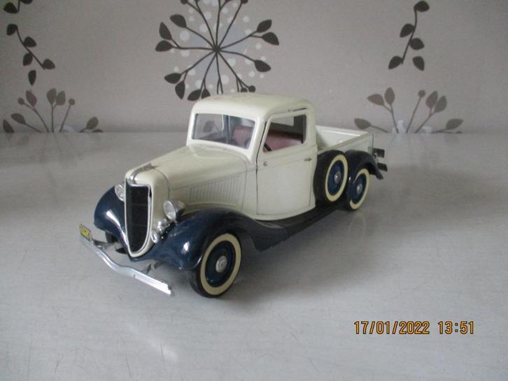 Ford V8 Pick - UP 1936   1 : 19  Miniatuur   SALE !!, Hobby en Vrije tijd, Modelauto's | 1:43, Gebruikt, Overige typen, Solido