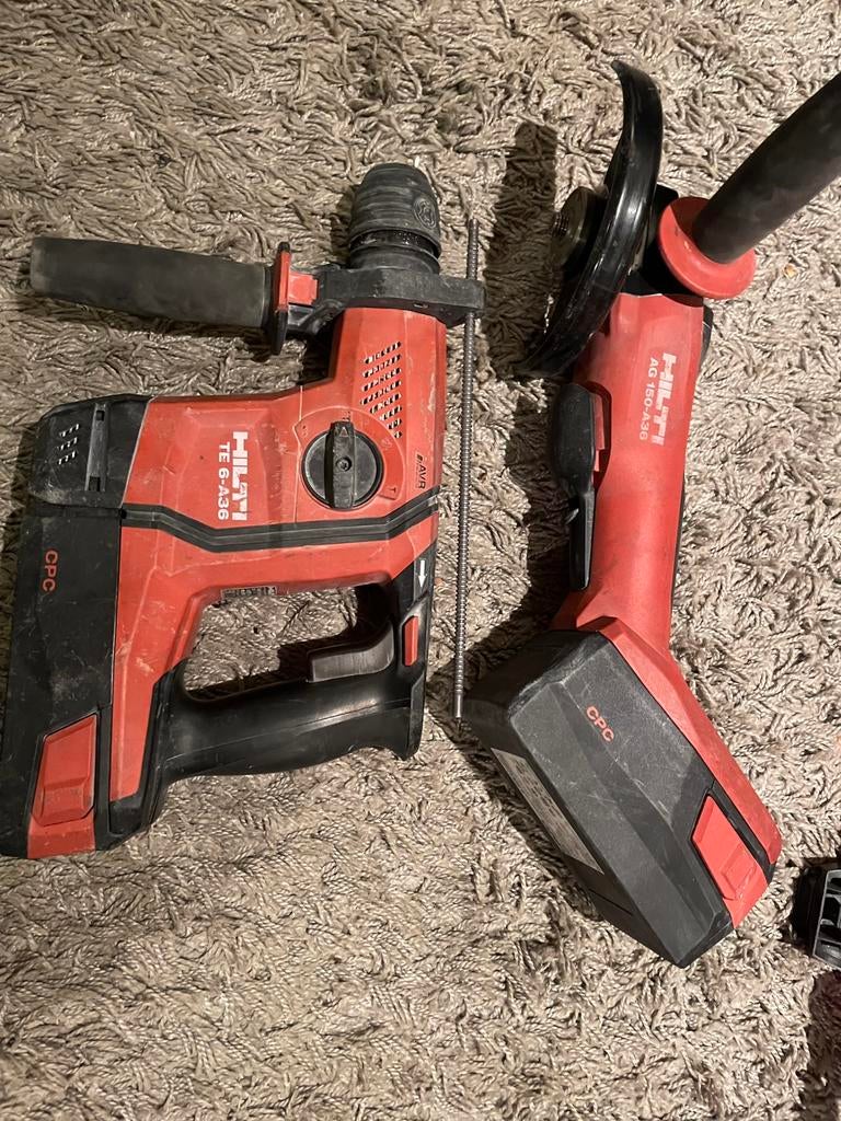 Hilti combihamer + slijptol, Doe-het-zelf en Verbouw, Gereedschap | Boormachines, Ophalen of Verzenden, Zo goed als nieuw, Boor- en/of Breekhamer