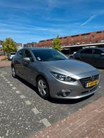 Mazda 3 2.0 Automaat/Stoelverwarming/Nieuwe apk en onderhoud, Auto's, Mazda, 1998 cc, Stof, Zwart, 4 cilinders