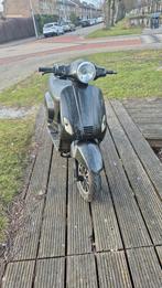 LET OP: de scooter zelf is niet gestolen, zie beschrijving, Fietsen en Brommers, Snorfietsen en Snorscooters, Ophalen, Benzine