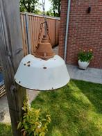 industriële metalen hanglamp (Hongarije), Huis en Inrichting, Lampen | Hanglampen, Ophalen of Verzenden, Gebruikt, Minder dan 50 cm