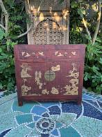 Chinees ladekast chinese kast handbeschilderd vlinders, Huis en Inrichting, Gebruikt, 1 of 2 laden, https://verburgtvintage.nl/#contact