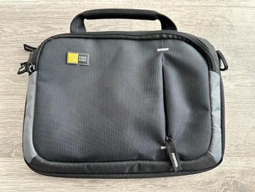 zeer nette Case Logic tablet / iPad / laptop opbergtasje