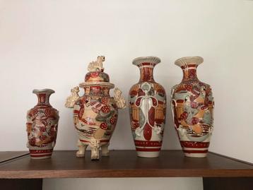 Kaststel - Set van 4 vazen Chinees Japans ? beschikbaar voor biedingen