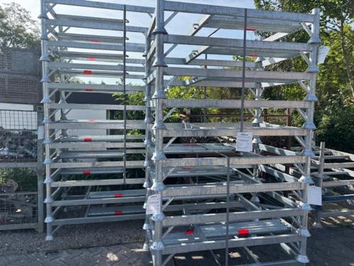 Stapelpallet voor steigers nieuw/tweedehands (65 € > 290 €), Doe-het-zelf en Verbouw, Kratten en Dozen, Nieuw, Doos, 100 cm of meer