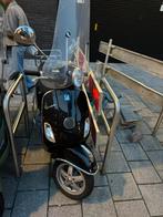 Vespa Snorscooter uit 2010, Ophalen, Gebruikt, Benzine, Vespa LX
