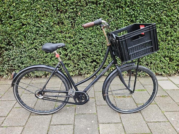 Matzwarte omafiets met voorrek, Fietsen en Brommers, Fietsen | Dames | Omafietsen, Gebruikt, 53 tot 56 cm, Versnellingen, Ophalen