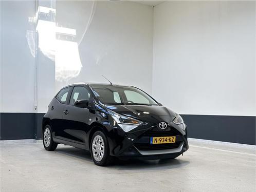 Toyota Aygo 1.0 VVT-i x-play | NL | Carplay/Android auto | N, Auto's, Toyota, Te koop, Aygo, ABS, Achteruitrijcamera, Airbags