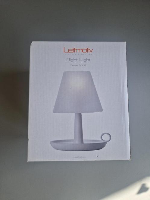 Leitmotiv tafellamp Night Light wit – nieuw in doos, Huis en Inrichting, Lampen | Tafellampen, Nieuw, Minder dan 50 cm, Kunststof