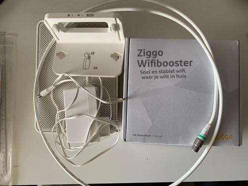 Ziggo router en wifi versterkers/ boosters, Computers en Software, Routers en Modems, Zo goed als nieuw, Router met modem, Ophalen of Verzenden
