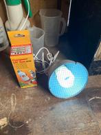 UV lampen 2 stuks met armatuur voor vogels en reptielen, Ophalen, Zo goed als nieuw