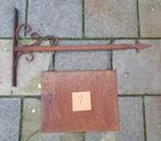 Meedere smeedijzeren uithangborden met gietijzer punt., Ophalen of Verzenden