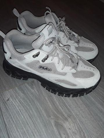 Dames sneaker Fila mt.39 1/2 beschikbaar voor biedingen