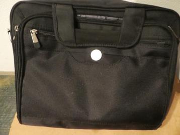 Dell laptop tas beschikbaar voor biedingen