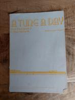 A Tune A Day boek 2 - Fluitlesboek, Ophalen of Verzenden, Gebruikt, Les of Cursus, Dwarsfluit of Piccolo