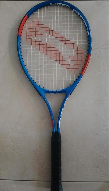 Slazenger Ace tennisracket met originele beschermhoes beschikbaar voor biedingen