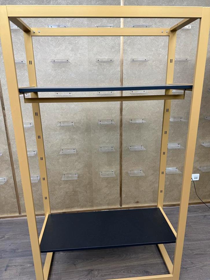 Gruppo Corso Kledingrek Goud, Zakelijke goederen, Kantoor en Winkelinrichting | Kantoormeubilair en Inrichting, Inrichting, Aankleding binnen