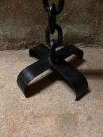 Brutalist ketting kandelaar , jaren 70, Gebruikt, 25 tot 50 cm, Zwart, Onbekend