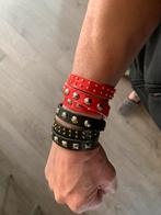 Armbanden nieuw in zwart,rood of wit per 2 stuks, Nieuw, Met strass, Overige materialen, Ophalen of Verzenden