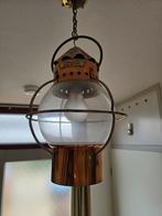Antieke Hanglamp met Glazen Bol, Huis en Inrichting, Lampen | Hanglampen, Antiek, Gebruikt, Ophalen of Verzenden, Glas