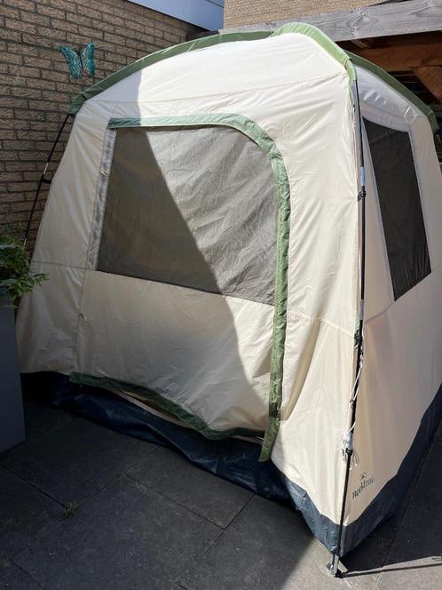6 persoons recreatietent merk rocktrail, Caravans en Kamperen, Tenten, tot en met 6, Zo goed als nieuw, Ophalen of Verzenden