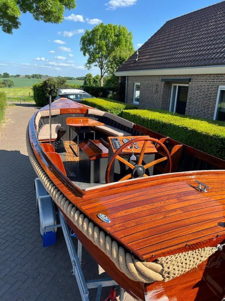 Volledig gerestaureerde luxe klassieke vlet- uniek exemplaar, Watersport en Boten, Sloepen, Zo goed als nieuw, 10 tot 30 pk, 6 meter of meer
