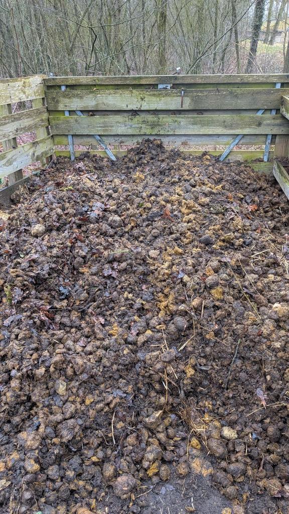 Paardenmest gratis, Tuin en Terras, Aarde en Mest, Tuinaarde, Ophalen of Verzenden