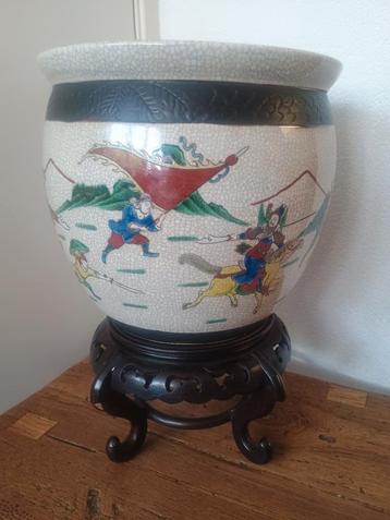 Chinese bloempot Nanking craquele   beschikbaar voor biedingen