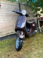 Vespa geel kenteken, Fietsen en Brommers, Scooters | Vespa, Ophalen, Gebruikt, Maximaal 45 km/u, Benzine