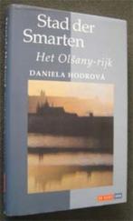 Daniela Hodrova : Stad der Smarten, Ophalen of Verzenden, Zo goed als nieuw, Nederland