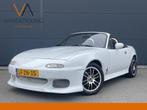 Mazda MX-5 1.6i-16V | Special custom made |, Auto's, Gebruikt, Zwart, 4 cilinders, Cabriolet