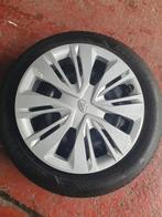 Toyota Aygo X velgen banden en wieldoppen., Auto-onderdelen, Banden en Velgen, Ophalen, 14 inch, Gebruikt, 175 mm
