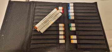 copic markers + etui beschikbaar voor biedingen