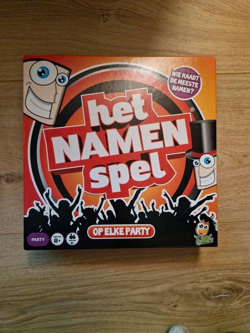 Gezelschapsspel - Het namen spel, Hobby en Vrije tijd, Gezelschapsspellen | Kaartspellen, Zo goed als nieuw, Ophalen of Verzenden