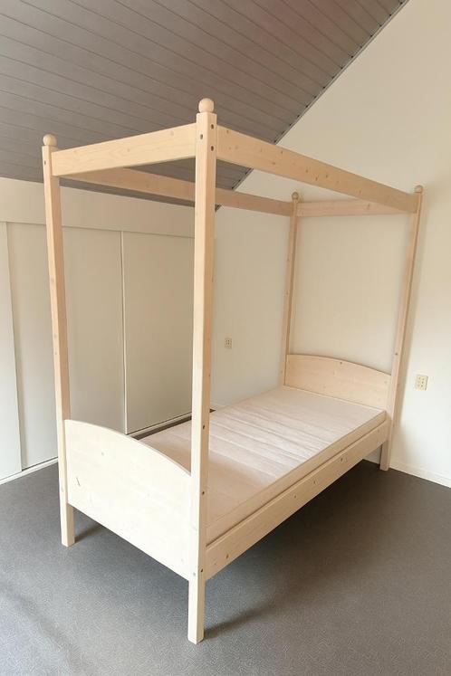 Hemelbed - Eenpersoonsbed - Hout - White wash - 200x90cm, Huis en Inrichting, Slaapkamer | Bedden, Gebruikt, Eenpersoons, 90 cm