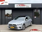 Mercedes A-klasse 180 Premium | 6mnd Garantie, Gebruikt, 680 kg, 4 cilinders, Bedrijf